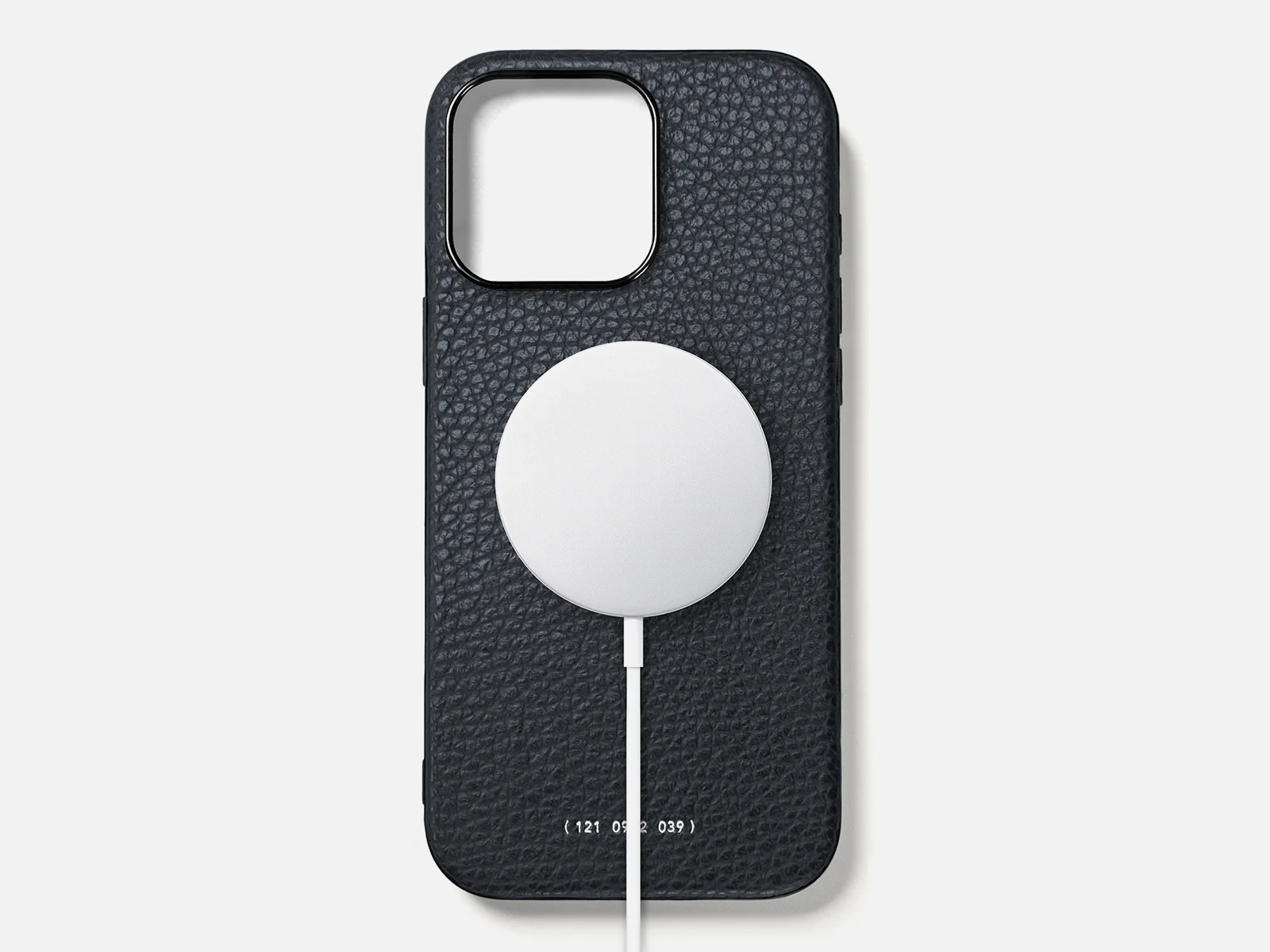 121 MagSafe Pebbled Leather Case | iPhone 16 Pro Max - Image 10