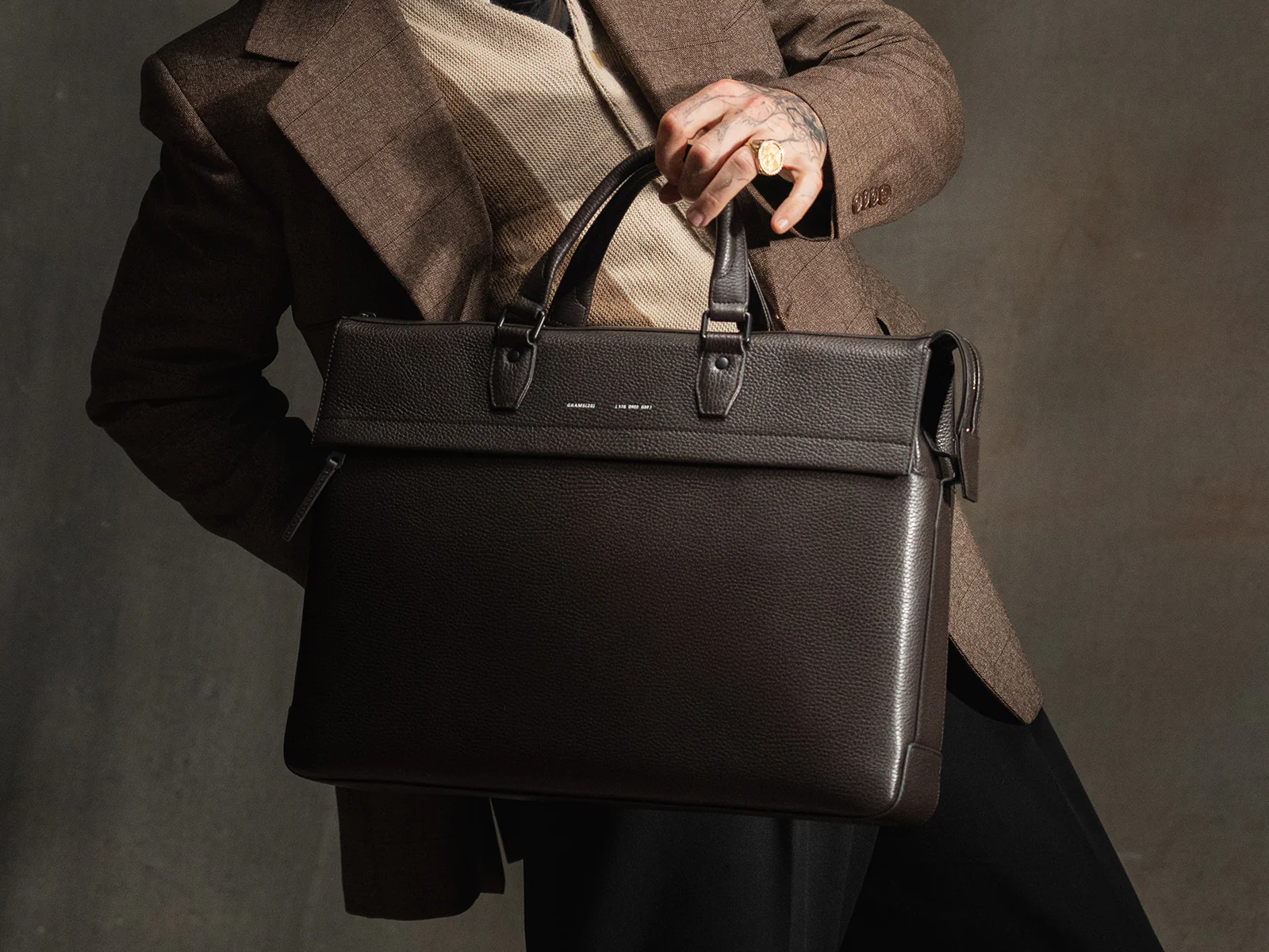 178 Journeyman Briefcase - Image 22
